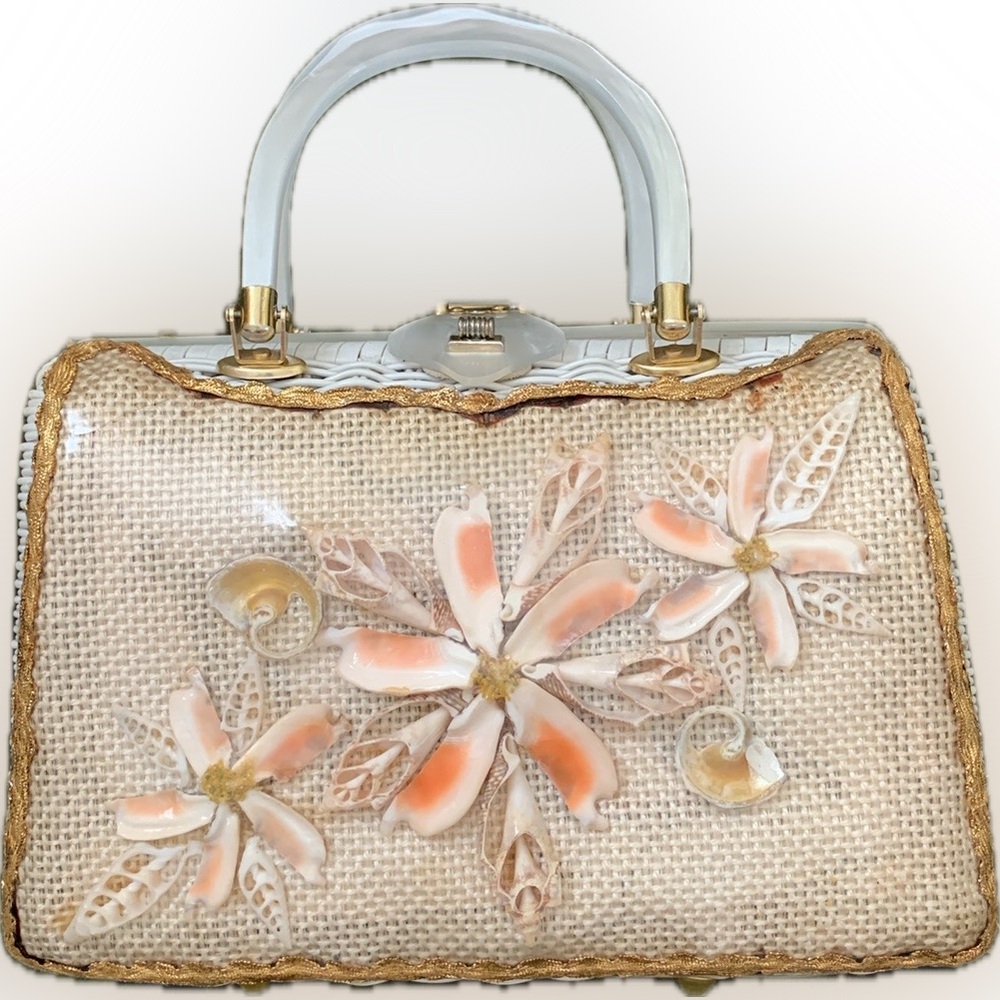 Vintage Tropic Miami Florida Woven  Wicker Handbag Seashell Lucite Gold  Trim